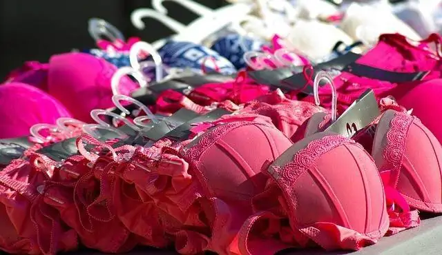 Push Up Bra In Hot Pink With Detachable Straps & Funky Design-CB05